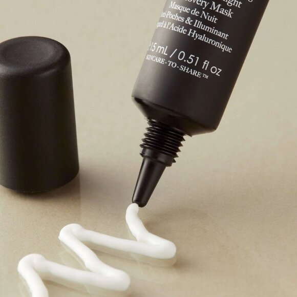 Avant Brightening & De-Puffing Overnight Eye Mask –15 mL / 0.51 fl oz (MSRP $73) - Picture 2 of 3